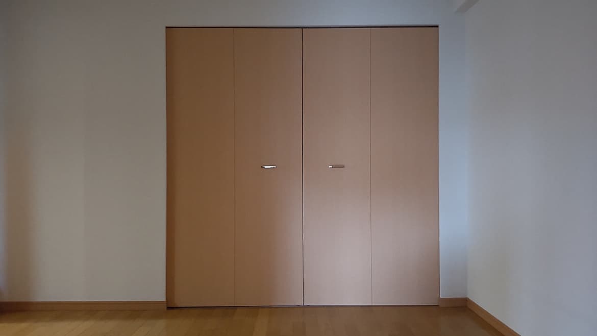 収納折戸新調なら名古屋市東区の建具修理の窓口名古屋市東区